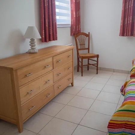 Holiday home Location Climatise Avec Piscine Commune En Ardeche