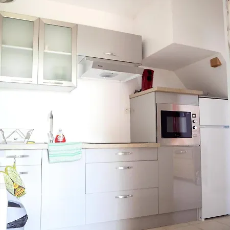 Location Climatise Avec Piscine Commune En Ardeche Holiday home Joyeuse