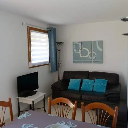 Holiday home Location Climatise Avec Piscine Commune En Ardeche